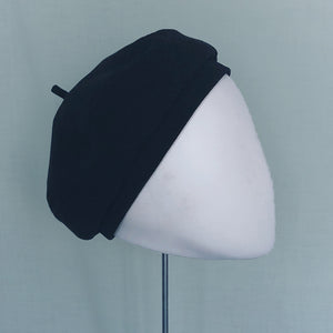 BLACK BERET